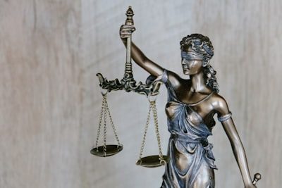 Răspundere civilă profesională malpraxis